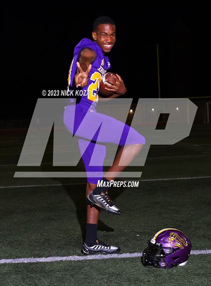 Thumbnail 1 in Lynwood Varsity Football Photo Shoot photogallery.