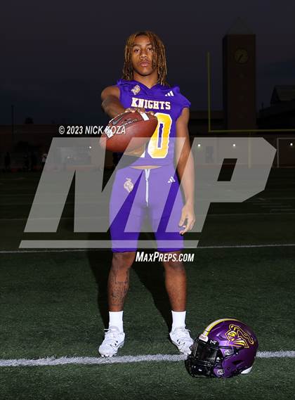 Thumbnail 3 in Lynwood Varsity Football Photo Shoot photogallery.