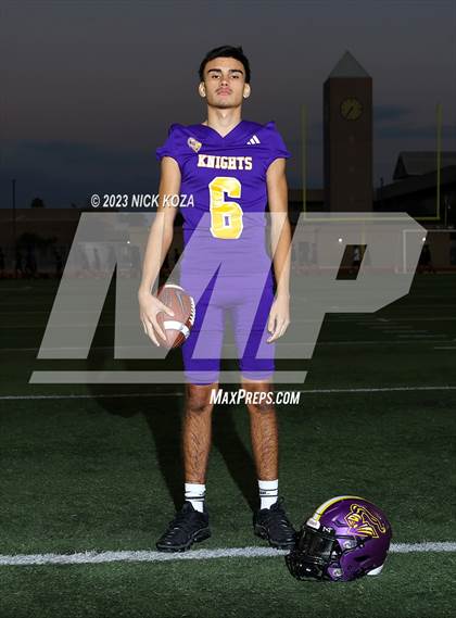 Thumbnail 1 in Lynwood Varsity Football Photo Shoot photogallery.