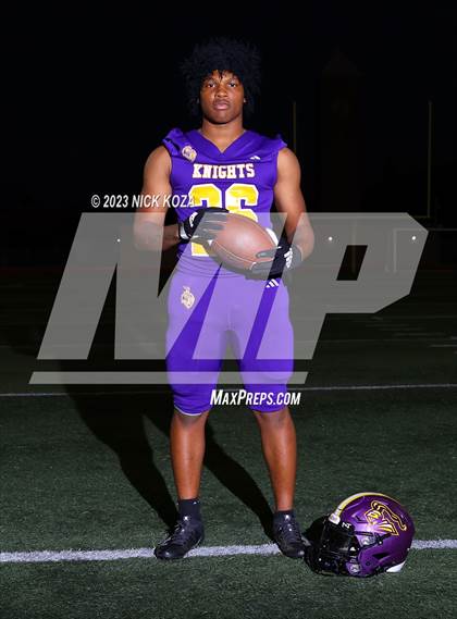 Thumbnail 3 in Lynwood Varsity Football Photo Shoot photogallery.