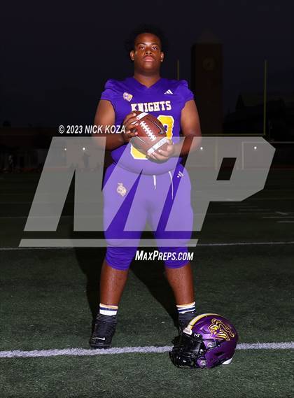 Thumbnail 1 in Lynwood Varsity Football Photo Shoot photogallery.