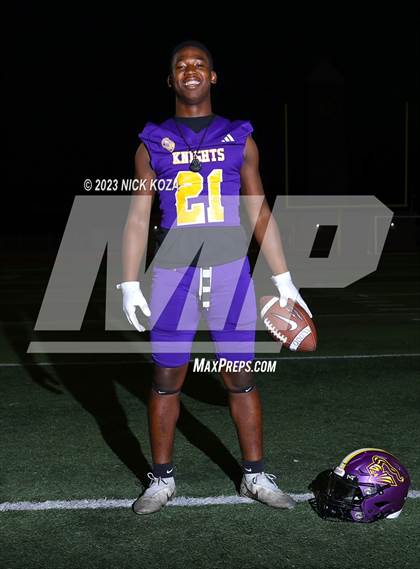 Thumbnail 1 in Lynwood Varsity Football Photo Shoot photogallery.