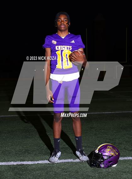 Thumbnail 2 in Lynwood Varsity Football Photo Shoot photogallery.