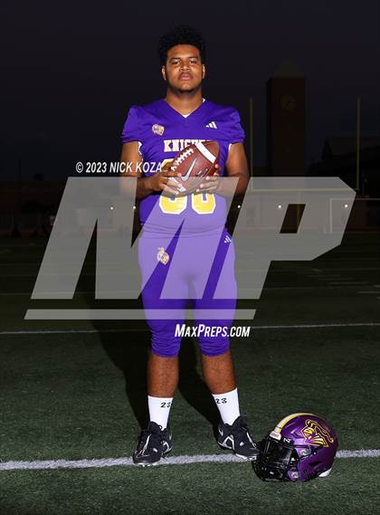 Thumbnail 3 in Lynwood Varsity Football Photo Shoot photogallery.