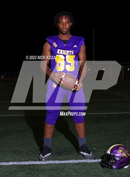 Thumbnail 1 in Lynwood Varsity Football Photo Shoot photogallery.