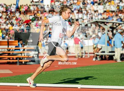 Thumbnail 2 in UIL 1A Boys Track & Field Finals photogallery.
