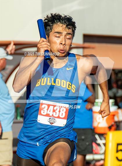 Thumbnail 1 in UIL 1A Boys Track & Field Finals photogallery.