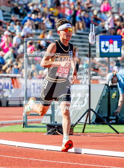Thumbnail 2 in UIL 1A Boys Track & Field Finals photogallery.