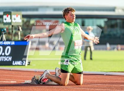 Thumbnail 1 in UIL 1A Boys Track & Field Finals photogallery.