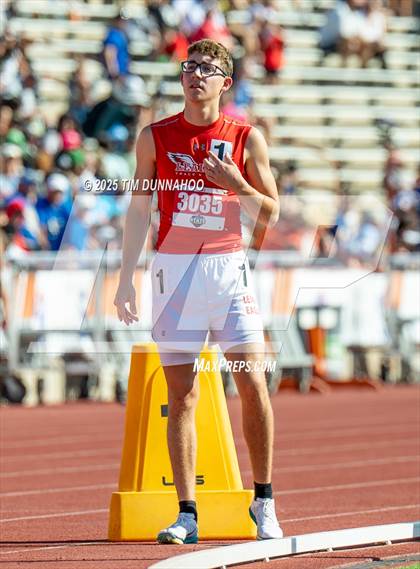 Thumbnail 2 in UIL 1A Boys Track & Field Finals photogallery.