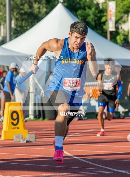 Thumbnail 3 in UIL 1A Boys Track & Field Finals photogallery.