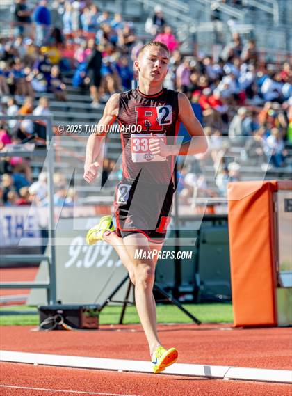 Thumbnail 1 in UIL 1A Boys Track & Field Finals photogallery.