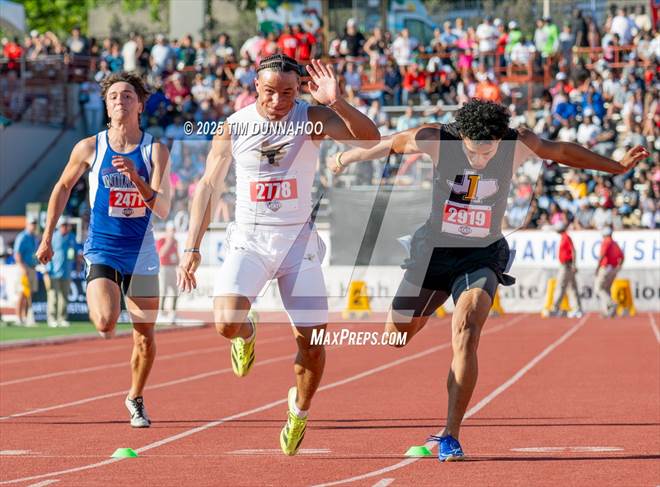 Photo 1 in the UIL 1A Boys Track & Field Finals Photo Gallery (91 Photos)