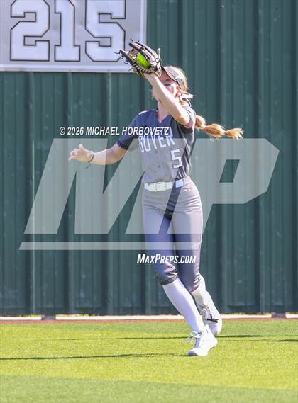 Thumbnail 2 in Melissa @ Guyer photogallery.