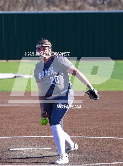 Thumbnail 2 in Melissa @ Guyer photogallery.