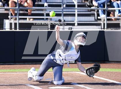 Thumbnail 2 in Melissa @ Guyer photogallery.