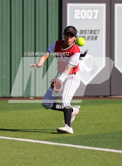 Thumbnail 2 in Melissa @ Guyer photogallery.