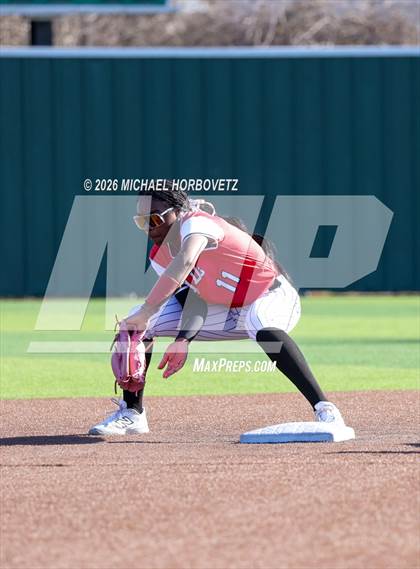 Thumbnail 2 in Melissa @ Guyer photogallery.