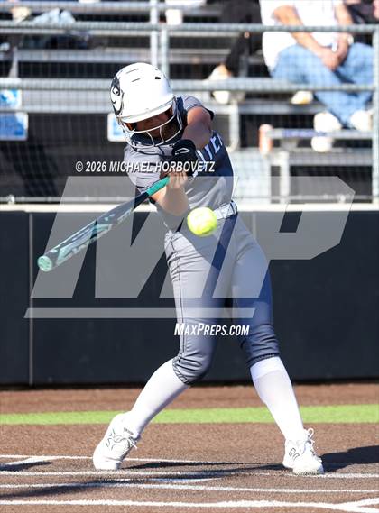Thumbnail 3 in Melissa @ Guyer photogallery.