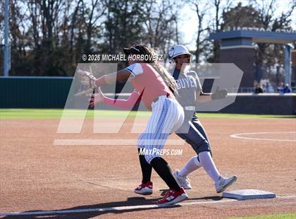 Thumbnail 1 in Melissa @ Guyer photogallery.