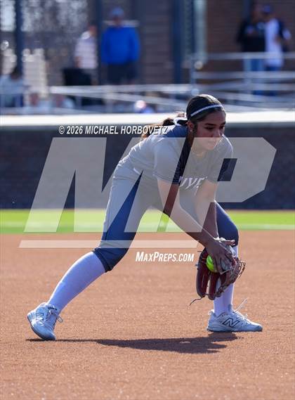 Thumbnail 3 in Melissa @ Guyer photogallery.
