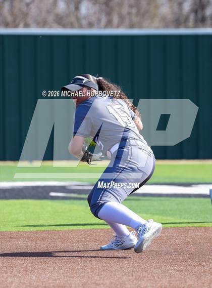 Thumbnail 2 in Melissa @ Guyer photogallery.