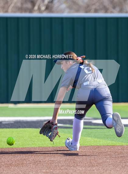 Thumbnail 2 in Melissa @ Guyer photogallery.