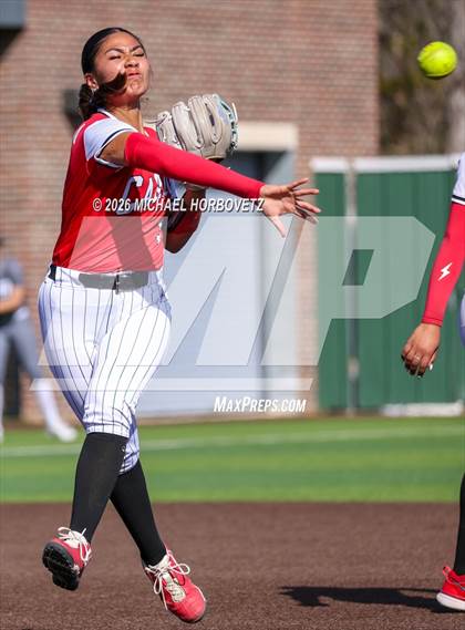 Thumbnail 2 in Melissa @ Guyer photogallery.