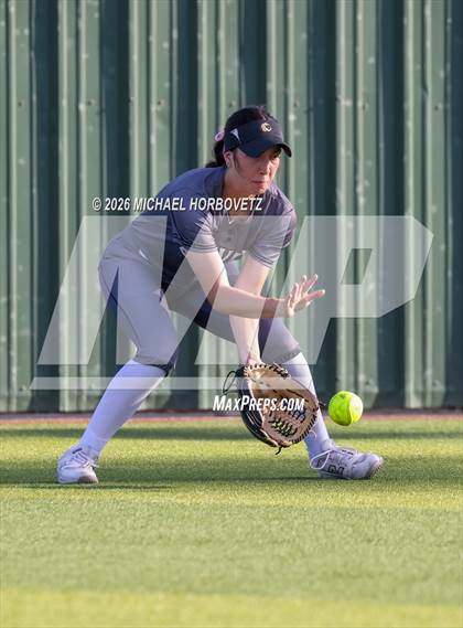Thumbnail 1 in Melissa @ Guyer photogallery.