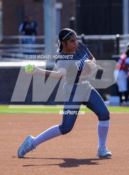 Thumbnail 2 in Melissa @ Guyer photogallery.