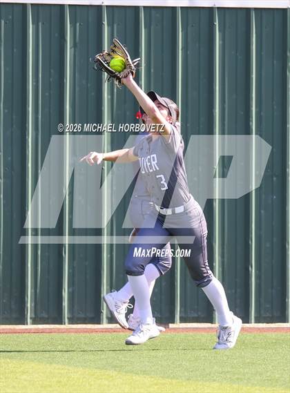 Thumbnail 1 in Melissa @ Guyer photogallery.