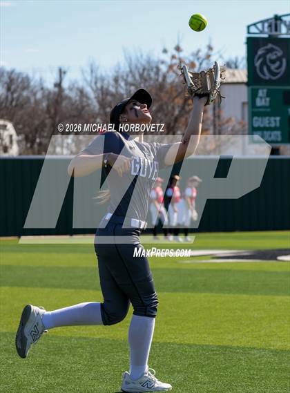Thumbnail 2 in Melissa @ Guyer photogallery.