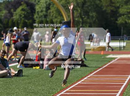 Thumbnail 1 in Section XI Girls Individual Championships photogallery.