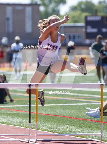 Thumbnail 2 in Section XI Girls Individual Championships photogallery.