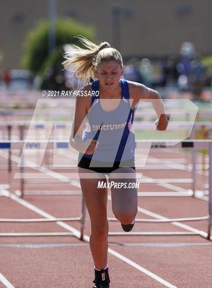 Thumbnail 2 in Section XI Girls Individual Championships photogallery.