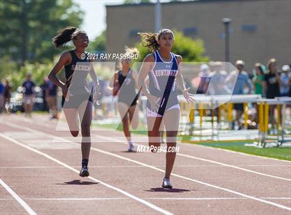 Thumbnail 3 in Section XI Girls Individual Championships photogallery.