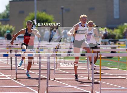 Thumbnail 2 in Section XI Girls Individual Championships photogallery.