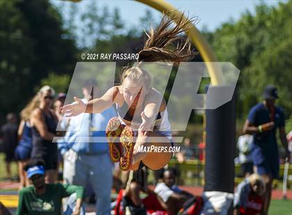 Thumbnail 2 in Section XI Girls Individual Championships photogallery.