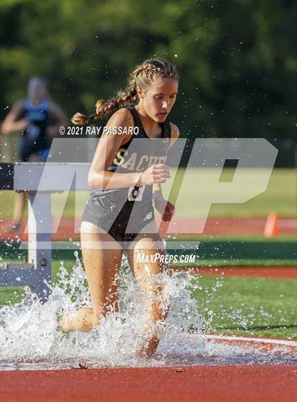 Thumbnail 2 in Section XI Girls Individual Championships photogallery.