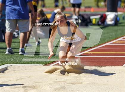 Thumbnail 1 in Section XI Girls Individual Championships photogallery.