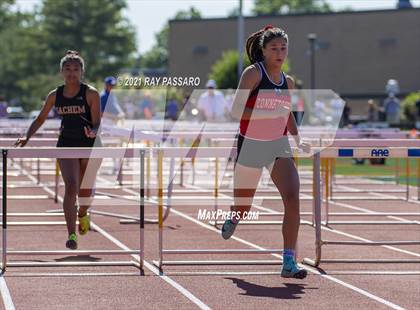 Thumbnail 3 in Section XI Girls Individual Championships photogallery.