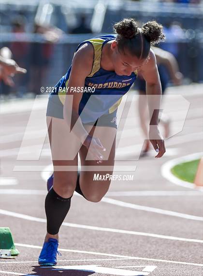 Thumbnail 3 in Section XI Girls Individual Championships photogallery.