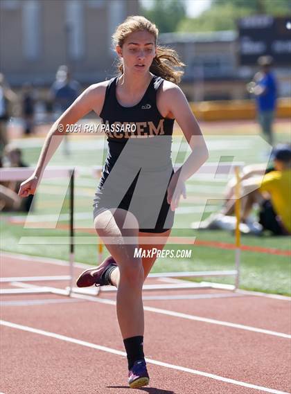 Thumbnail 3 in Section XI Girls Individual Championships photogallery.