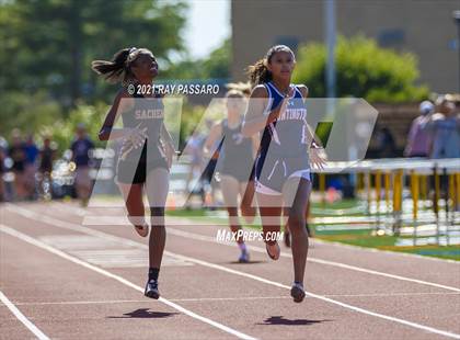 Thumbnail 2 in Section XI Girls Individual Championships photogallery.