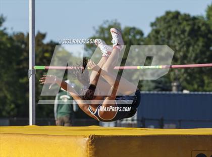 Thumbnail 3 in Section XI Girls Individual Championships photogallery.