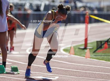 Thumbnail 1 in Section XI Girls Individual Championships photogallery.