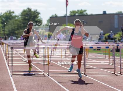 Thumbnail 2 in Section XI Girls Individual Championships photogallery.