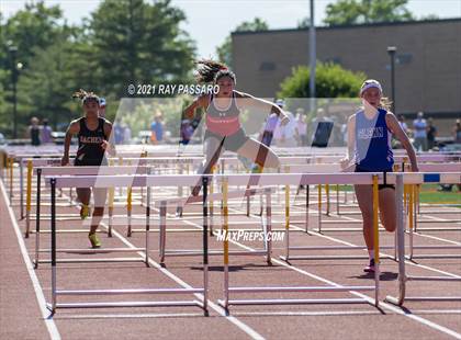 Thumbnail 3 in Section XI Girls Individual Championships photogallery.