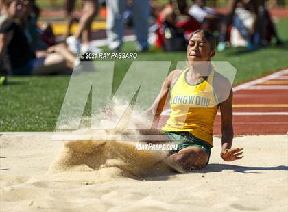 Thumbnail 1 in Section XI Girls Individual Championships photogallery.