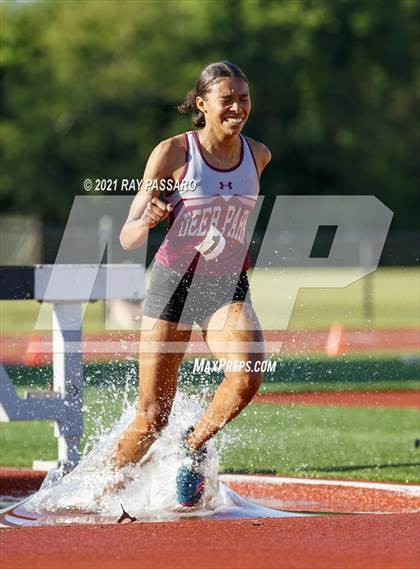 Thumbnail 2 in Section XI Girls Individual Championships photogallery.
